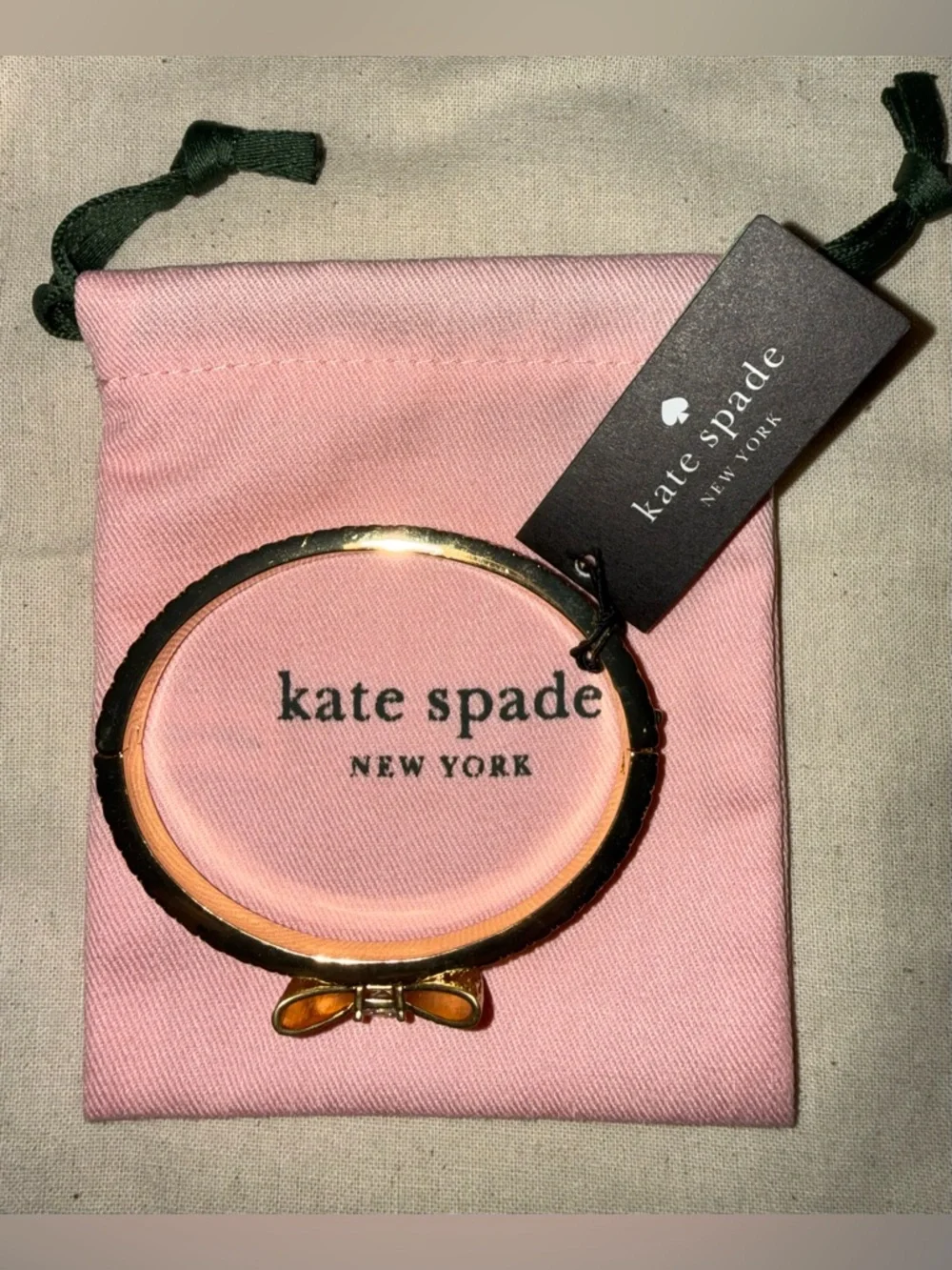 NWT KATE SPADE New York set Gold Bow Bangle Bracelet. - Picture 6 of 11